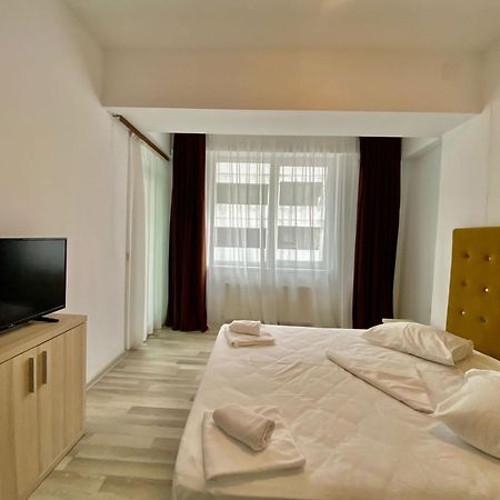 Summerland Apartmants Mamaia Nord Exterior foto