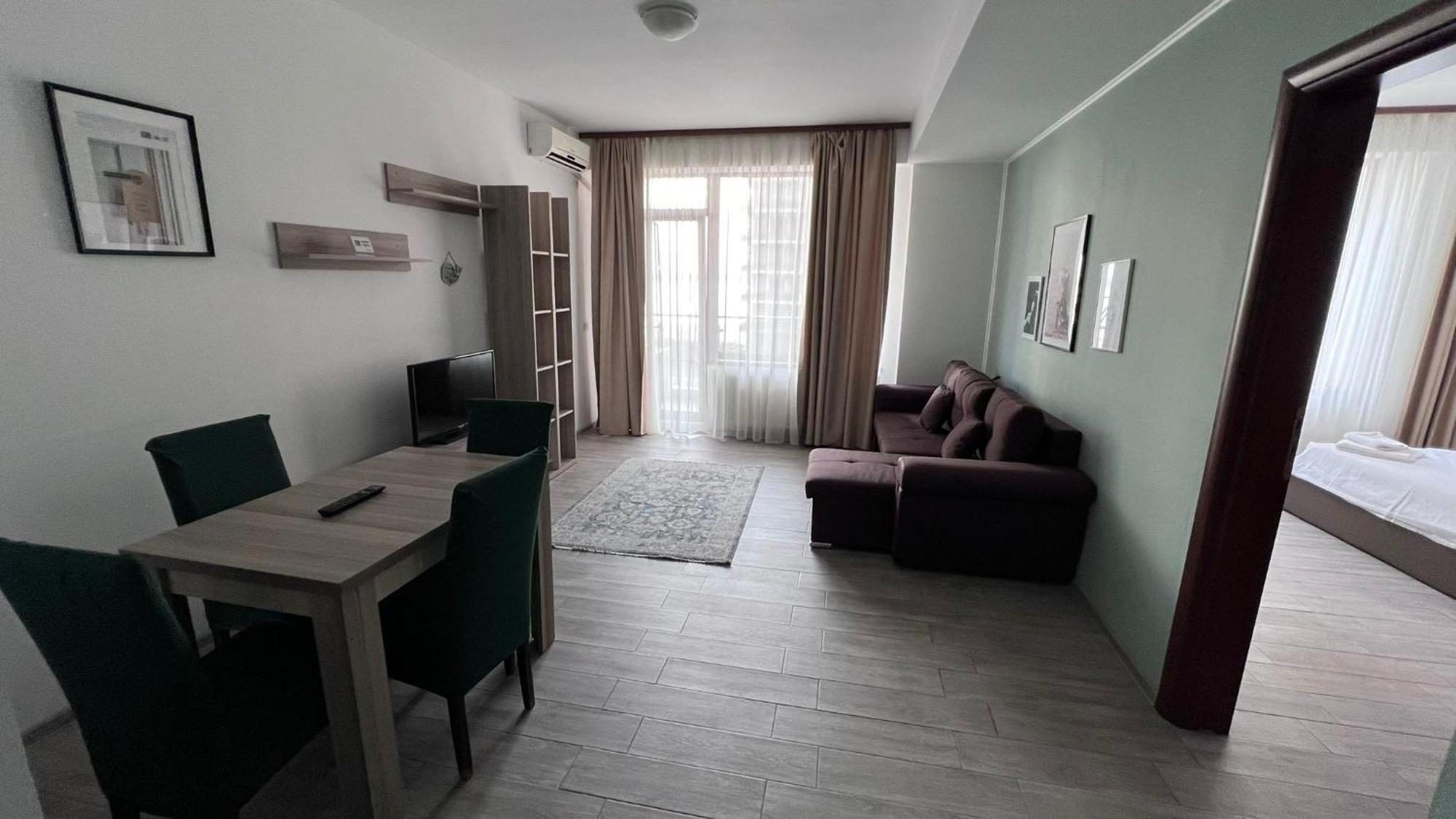 Summerland Apartmants Mamaia Nord Exterior foto