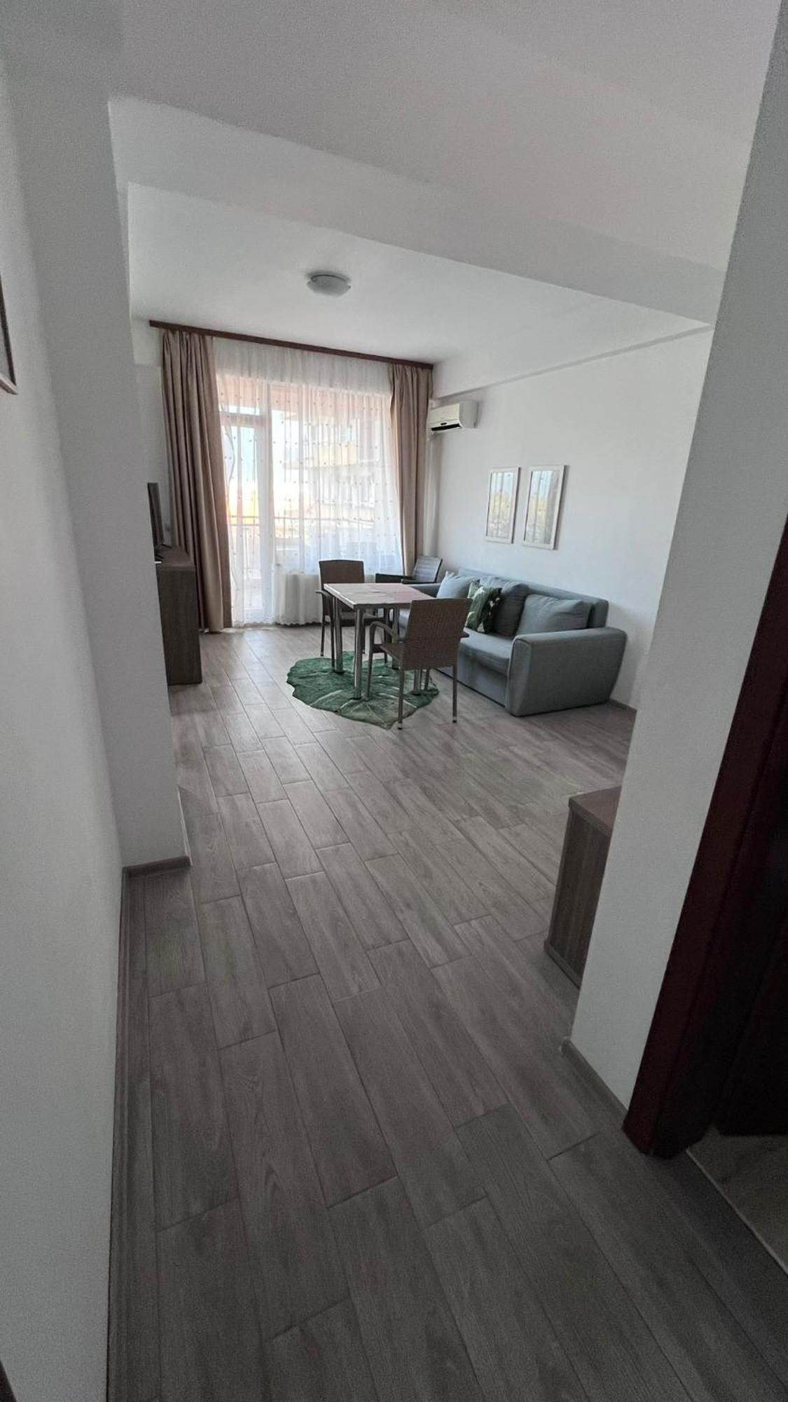 Summerland Apartmants Mamaia Nord Exterior foto